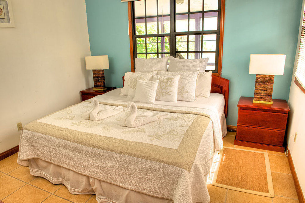 Blackbird Caye Resort Turneffe Atoll エクステリア 写真